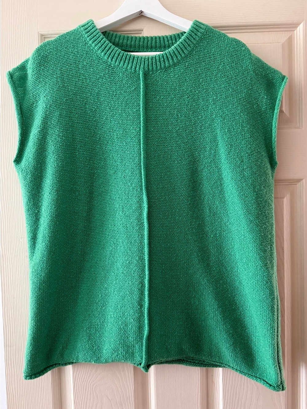 Green Knit Sleeveless Sweater Vest